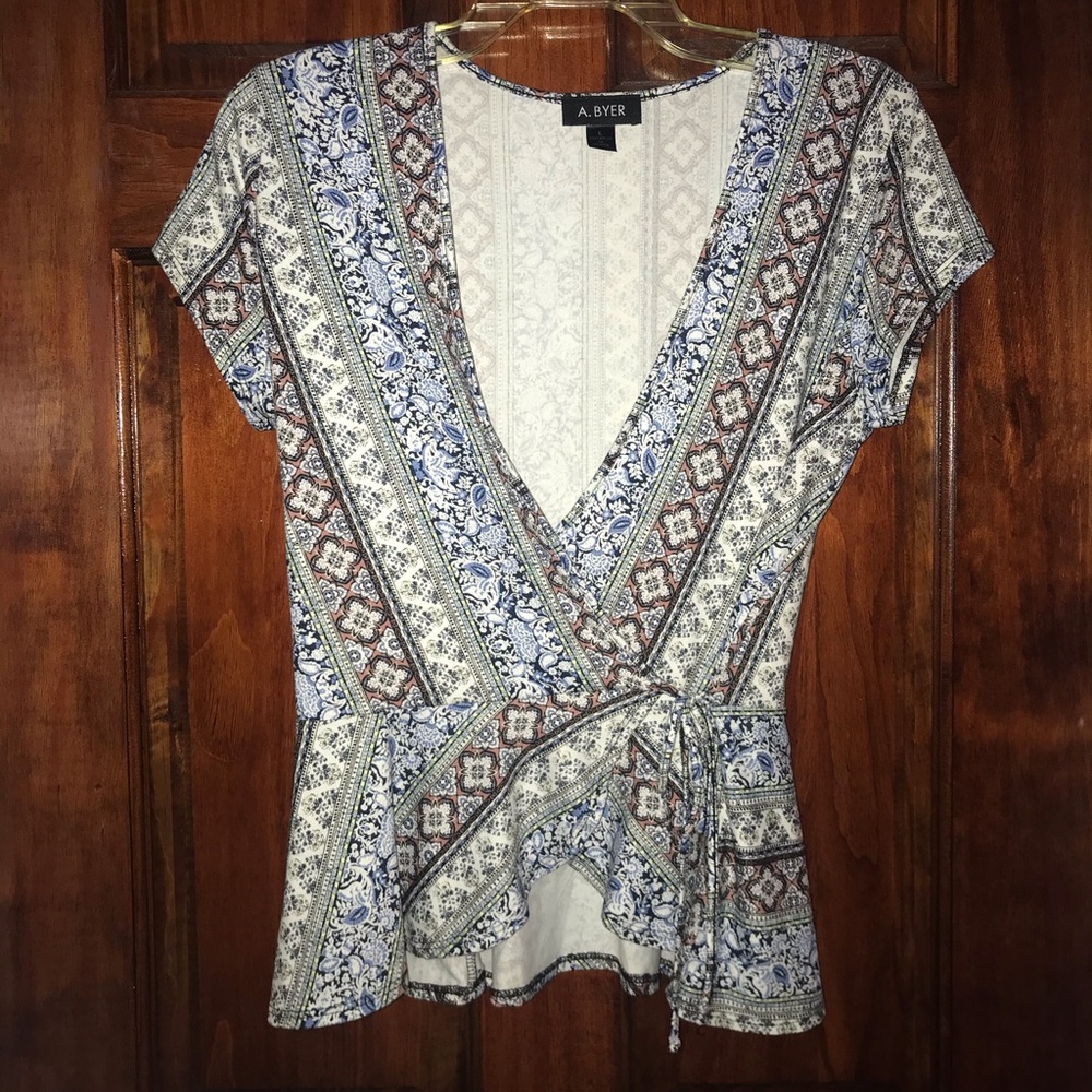 Wrap tied pattern summer shirt